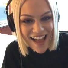 Marisa Rose Crowe (@marisa_crowe)