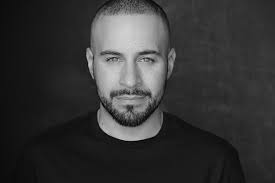 Luis Tubens 2023 — Lit & Luz