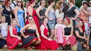 We did not find results for: Wingles Les Pin Up Ont Pris La Pose Et Ont Replonge Dans Les Annees 50 A