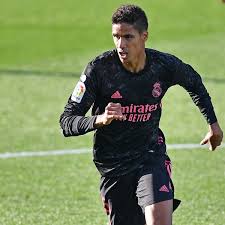 Manchester united will pay €50m to real madrid, 'details' included. Rival Fans React As Manchester United Announce Raphael Varane Transfer Deal Manchester Evening News