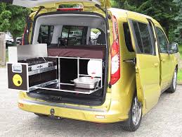 Campingausbau auf basis des ford transit custom. Ford Grand Tourneo Connect Als Mini Camper Kus Newsroom