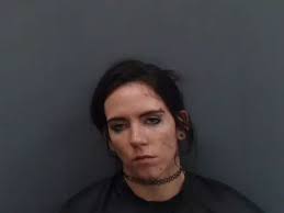 East Texas Cops Rescue Escaping Woman By Grabbing Her Feet