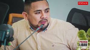 Cjl Carlos Julio Vivas