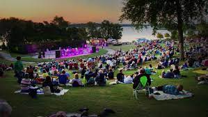 Cool Thursdays Concert Series Dallas Arboretum And Botanical Garden Dallas Arboretum Places To Celebrate Birthday Dallas Things To Do