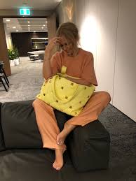 Последние твиты от kylie minogue (@kylieminogue). Kylie Minogue S Feet Wikifeet