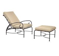 Chaise Longue En Fer Forge Transat Mobilier De Jardin Meubles De Terrasse In 2020 With Images Arm Chairs Living Room Mid Century Dining Chairs Furniture