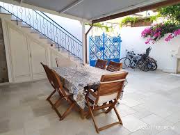 E' dotata di due camere matrimoniali (entrambe climatizzate e con pale a soffitto. Casa Vacanze Mare Azzurro San Vito Lo Capo