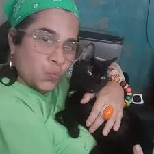 En casa de mi mana mayor con mi consentida de 4 patas 🐈❤🤩miren q  malcriadez la de Luna jjjjj bella te amamos  😘😘😘😘😘😘😘😘😘😘😘😃😃😃😃😃😃😃😃😃😃😃