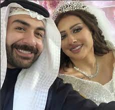فرح الهادي تنفعل وتوبخ زوجها عقيل الرئيسي: Ø¨Ø¹Ø¯ Ø²ÙØ§ÙÙ‡Ù…Ø§ Ø§Ù„Ø«Ø§Ù†ÙŠ Ø§Ù„Ù…Ø«ÙŠØ± Ù„Ù„Ø¬Ø¯Ù„ Ù…ÙØ§Ø¬Ø£Ø© Ù…Ù† ÙØ±Ø­ Ø§Ù„Ù‡Ø§Ø¯ÙŠ ÙˆØ¹Ù‚ÙŠÙ„ Ø§Ù„Ø±Ø¦ÙŠØ³ÙŠ Ù„Ù„Ø¬Ù…Ù‡ÙˆØ± ÙˆÙ…ØªØ§Ø¨Ø¹ÙˆÙ† ÙŠØªÙ‡Ù…ÙˆÙ†Ù‡Ù…Ø§ Ø¨Ø§Ù„Ø§Ø³ØªØºÙ„Ø§Ù„