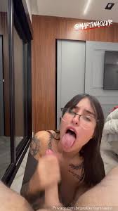 M4rtin4 ganhando gozada na cara depois de chupar a rola do ficante - Xvideos  Putaria