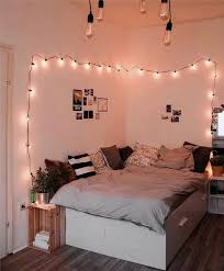 40 The Popular Dorm Room Decorations Ideas For Girls In 2020 Smallroomdesignscheap Bedroom Makeover Dorm Room Inspiration Small Bedroom Decor