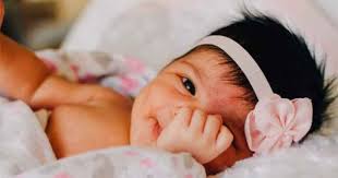 Nama anak rasulullah berikutnya adalah ruqayyah bin muhammad. 10 Rangkaian Nama Bayi Perempuan Dalam Alquran 3 Kata Beserta Artinya Popmama Com