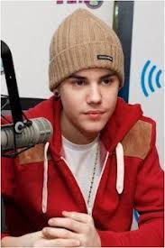 I M Positive He Should Wear Beanies Like 23 6 If That Makes Sense Outdoor Outfit Justin Bieber Winter Hats
