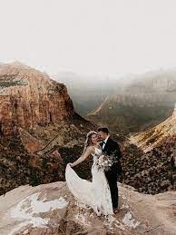 Voted best of knot by local brides! 20 Dreamy Mountain Wedding Photo Ideas Deer Pearl Flowers