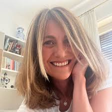 NEW! YOGA FOR MANUAL LABOR! Take 20 min today to get down low for this  gentle restorative practice that tends to the feet, legs, hips, back, arms,  hands shoulders and neck. Beyond