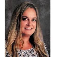 Kelly Lerch's Instagram, Twitter & Facebook