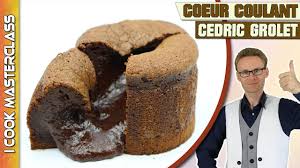 Fondant Coeur Coulant De Cedric Grolet La Recette Tiree Du Livre Opera De Cedric Grolet Youtube Grolet Faire Fondre Du Chocolat Moelleux Au Chocolat