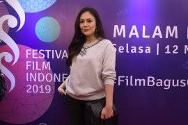 Di layar lebar nonton film jakarta vs everybody full movie lk21, kita jarang melihat potret jakarta yang semarak, bergejolak, dan modern. Film Jakarta Vs Everybody Kisah Anak Muda Di Jakarta Antara News Gorontalo