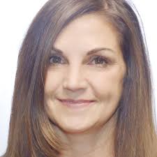 Debbie Indermuehle's Instagram, Twitter & Facebook