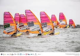 We would like to show you a description here but the site won't allow us. Championnats Du Monde Rs X 2021 Kiran Badloe Et Lilian De Geus Vainqueurs Charline Picon Troisieme