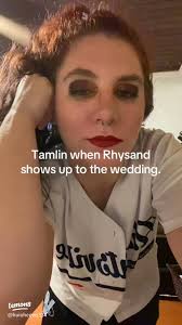 Exploring the ACOTAR Series: Key Characters and Themes