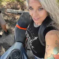 Blackberry plant bite or sting causes