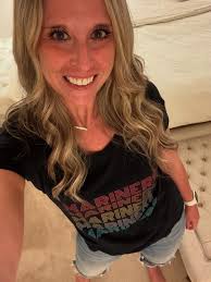 KT's jeans fit again! 🐞🌻