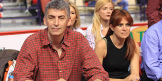 Οι πρώτες πληροφορίες αναφέρουν ότι ο φάνης χριστοδούλου μεταφέρθηκε άμεσα στο κέντρο υγείας. Fanhs Xristodoyloy Eidhseis Eley8eros Typos
