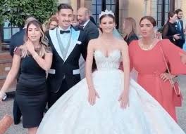 Maybe you would like to learn more about one of these? Marchenhochzeit Betty Taube Koray Gunter Haben Erneut Geheiratet Intouch