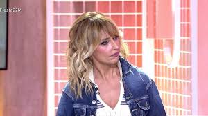 Emma García, al descubrir el título y portada del libro de Edmundo Arrocet  sobre Mª Teresa: "Me parece terrorífico"