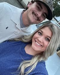 brooklyn hutton (@brooklyn.hutton_) • Instagram photos and videos