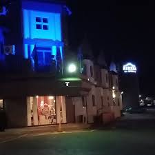 Simple, affordable blinds — just for you. Sierra Square Randburg Just Blinds No Curtains Picture Of Sierra Square Hotel Randburg Tripadvisor