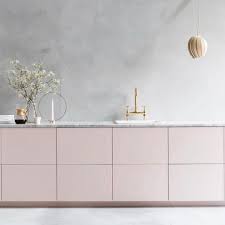 With chunky solid oak worktops and shelves to match, this shaker kitchen in gullwing matt gives off the ultimate cosy vibe. 492 Likes 33 Comments Kovac Family Stockholm Kovac Family On Instagram Soon You Can Rep Kitchen Cabinets Fronts Home Decor Kitchen Minimalist Kitchen