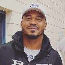 Coach Perry (@midwest25)