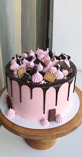 Super cake decorating ideas if you looking for <b>cake design. 37 Best Kids Birthday Cake Ideas Pink Cake With Chocolate Drip Meringues