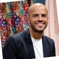 1100+ "Roccia" profiles