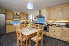 contemporary cottage kitchen