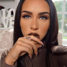 Beauty by Carli Bybel is Looking Absolutely Flawless in Graftobian's HD  Super Palette in Warm! goo.gl/HA9N5z