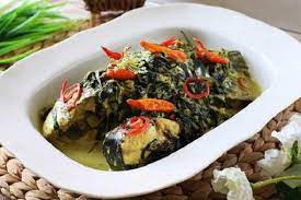Anda boleh ke sini untuk melihat resepi membuat penganan. 9 Makanan Khas Dayak Dengan Cita Rasa Lezat Tokopedia Blog