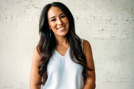 And magnolia, the home and lifestyle brand led by chip and joanna gaines, are teaming up to launch a multiplatform media company that will include a new television network as well as a 'tv everywhere' app and more. Joanna Gaines On Gardening Ramen And Bringing Family To The Table
