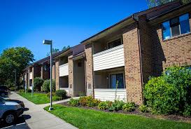 2 bedrooms $930 to $1,060. Top Bedroom For Rent In Grand Rapids One Apartments Mi Apartment Style Bathroom Small Kitchen Modern College Living Room Decorating Ideas Apppie Org