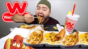 One taste of a chili dog, chili cheese dog or chili cheese fries brings customers back again and again. Huge Wienerschnitzel Mukbang Cheesy Chili Cheese Fries Chili Cheese Dogs Youtube