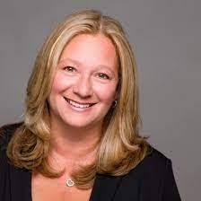 Debbie Lockwood's Instagram, Twitter & Facebook