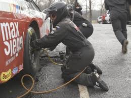 Daniels joined lx news to explain why she was so emotional to bring another black woman into the sport. Nascar Tire Changer Makes Pit Crew History Abc News