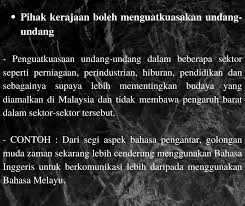 Masyarakat cina di malaysia terdiri daripada beberapa suku dialek.terdapat enam kumpulan dialek tarian naga adalah satu bentuk tarian dan persembahan tradisional dalam budaya cina.tarian ini tarian piring berasal daripada sumatera barat. Mpu1013 A202 Penghayatan Etika Dan Peradaban E Kumpulan 13 Posts Facebook