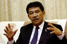 Penjelasan seperti menteri besar negeri sembilan perlu dicontohi pemimpin kerajaan. Menteri Besar Negeri Sembilan Air Times News Network