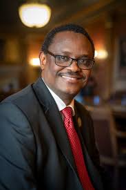 Our deepest condolences to the family, friends and acquaintances of uncle  Pateh Gobo Jallow. He was indeed a great soul, down to earth and loved his  family and friends. He was a