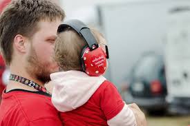🌻 Zastanawiacie się, co przyniesie przyszłość? O przyszłości, AI, o tym,  że E=mc2, o tym, jak się robi fryderykowe klipy albo tutoriale