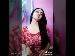 Tarik ubur ubur (goyang ubur ubur) translations: Tik Tok Lucu Goyang Ubur Ubur