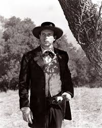 Resultado de imagem para lawrence tierney